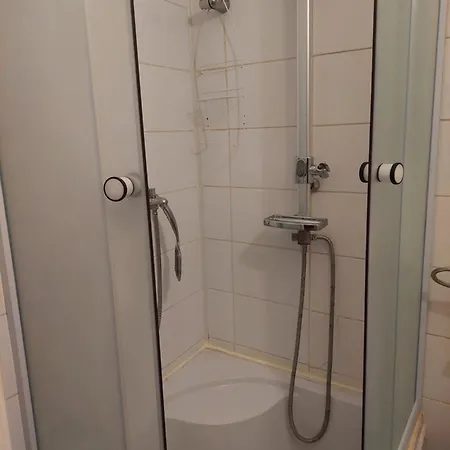 Ambient Apartment *